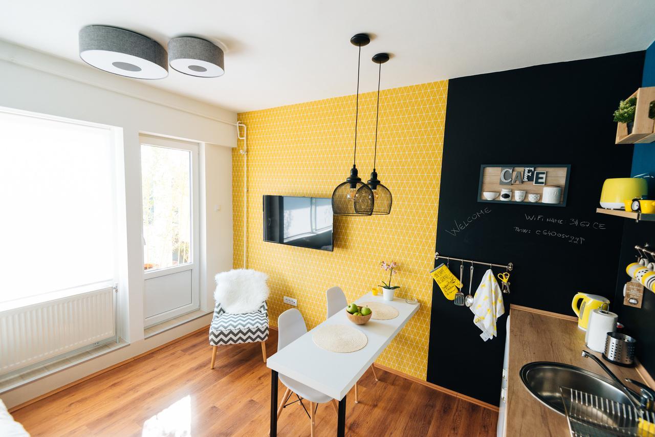 Smile Apartment Novi Sad Buitenkant foto